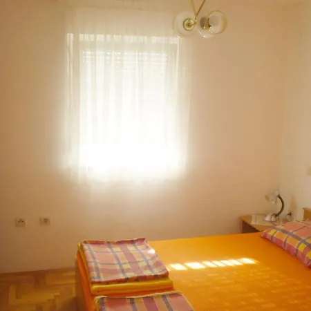 Appartement Valbandon 11438d *